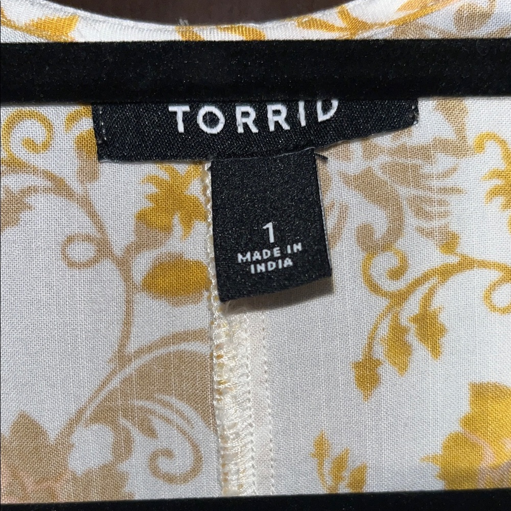 Torrid White and Gold Floral Swim Coverup - Picture 2 of 6